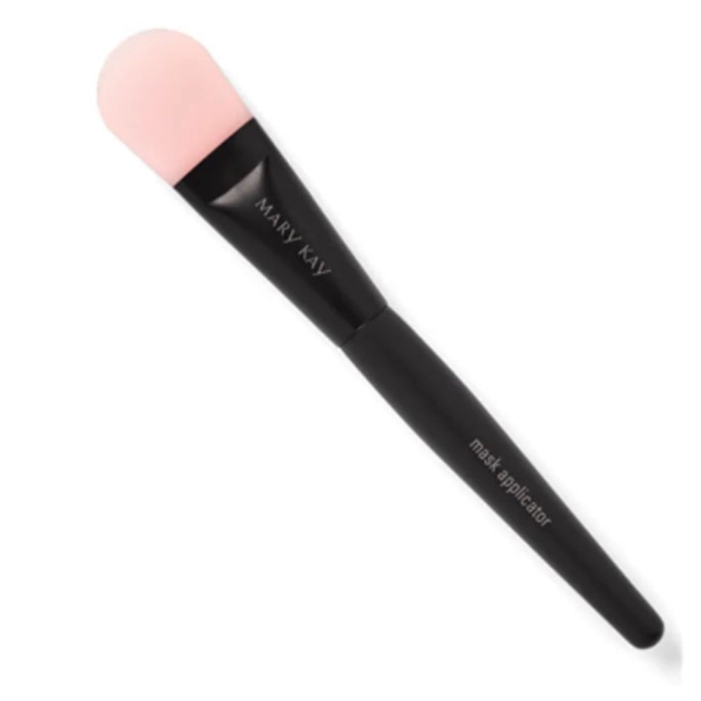 Mask Applicator